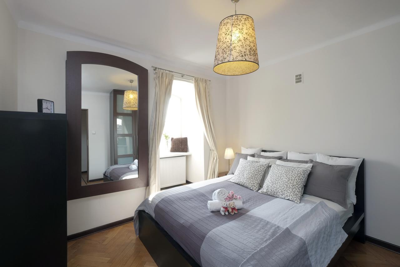 Apartments Old Town 2 Warsaw By Renters Bagian luar foto