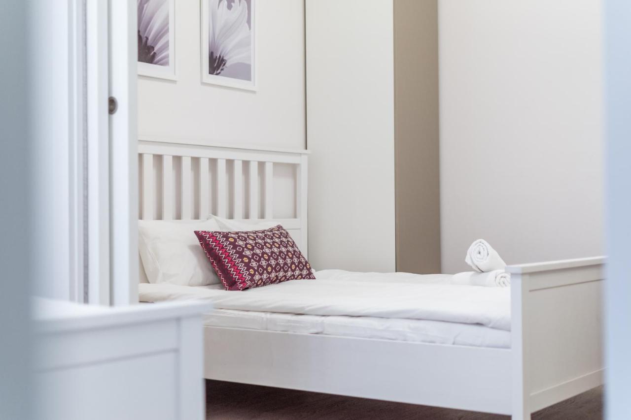 Apartments Old Town 2 Warsaw By Renters Bagian luar foto